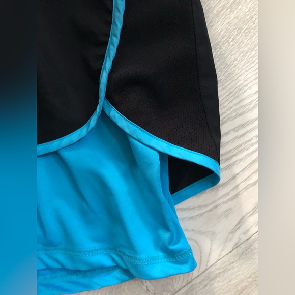 Velocity 2-in-1 Active Running Dri-Fit Vented Shorts - Picture 9 of 16